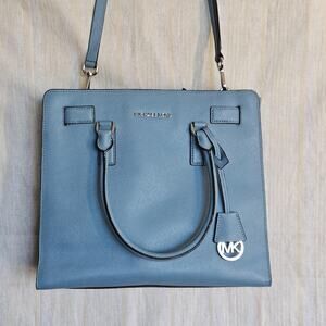 Michael Kors Dillon Large Saffiano